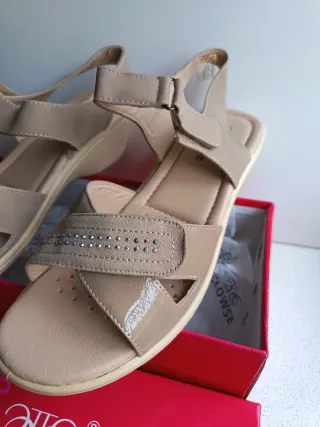 Zapatos abierto Clowse Beige Talla 40