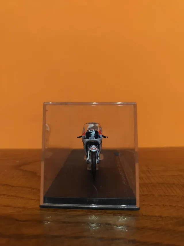 Modellino Honda RS125 Loris Capirossi 1991