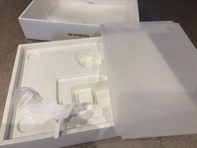 Caja MacBook Air