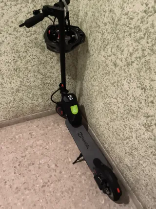 Patinete Eléctrico ZWHELL, casco y mochila