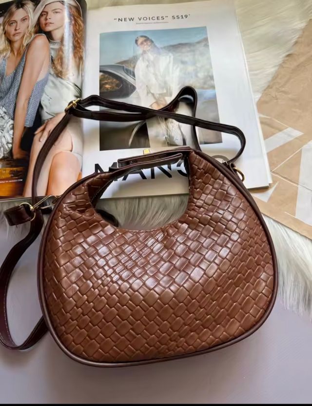 Bolso de hombro tejido mujer marrón