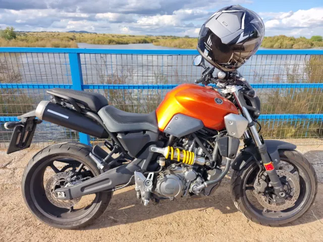 Yamaha MT-03 660cc Naranja