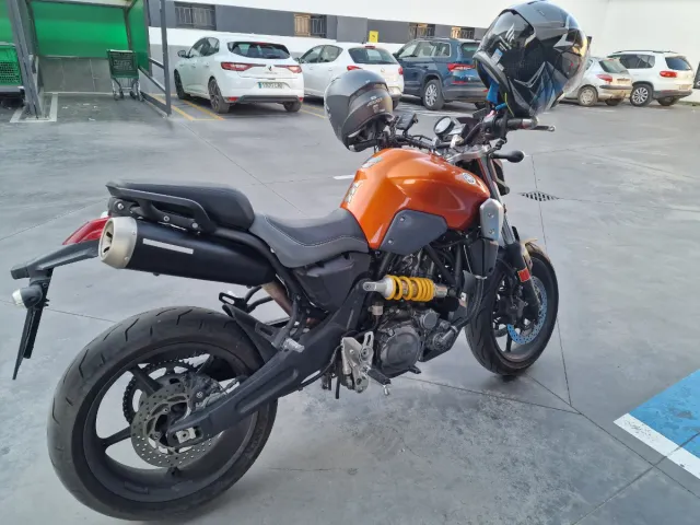 Yamaha MT-03 660cc Naranja