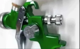 LOTE DE LIJADORA Y PISTOLA DE PINTAR NUEVOS