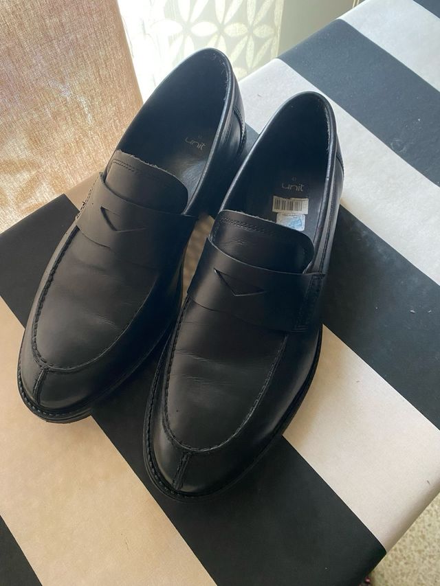 Zapatos de vestir UNIT talla 41 negros