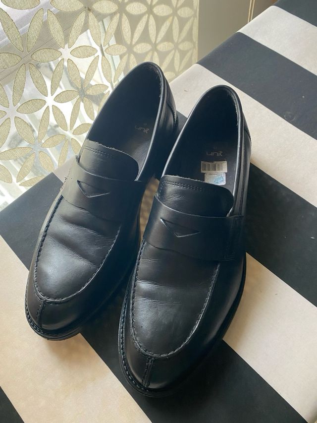 Zapatos de vestir UNIT talla 41 negros