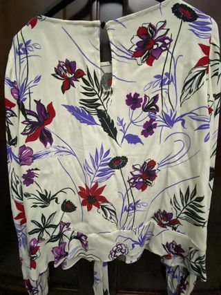 Blusa Mango Estampada Flores Talla L