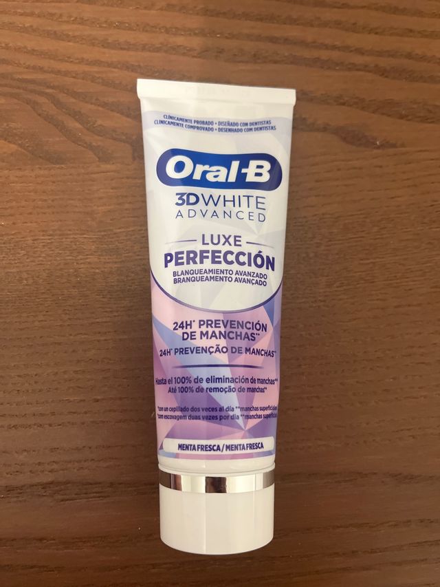 Oral-B 3D White Advanced Luxe Perfección