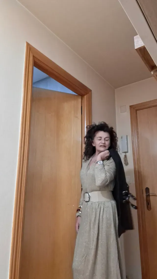 Vestido largo punto beige dorado