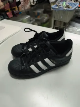 Zapatillas Adidas Superstar Negras Talla 39,5