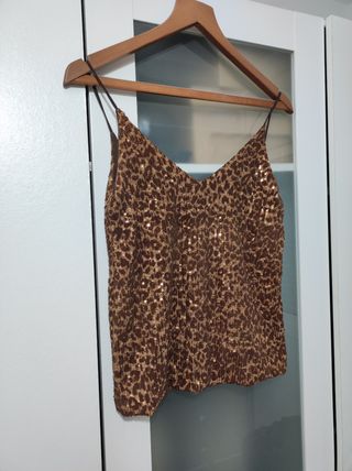 Top lentejuelas animal print