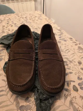 Zapatos de ante marrones talla 44