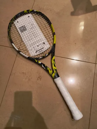 Raqueta Tenis Babolat Pure Aero Team 2023 Puño 2.