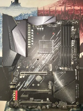 Placa Base Gigabyte B550 Aorus Elite