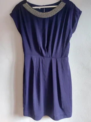 Vestido azul con pedrería
