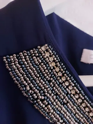 Vestido azul con pedrería