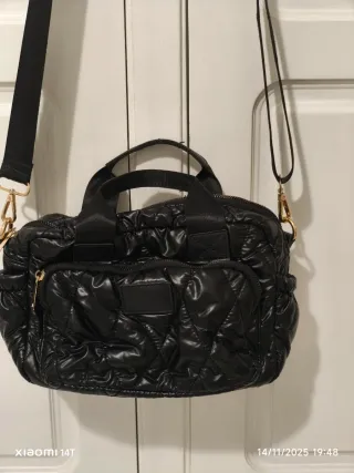 Bolso bandolera negro acolchado