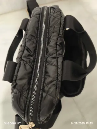 Bolso bandolera negro acolchado