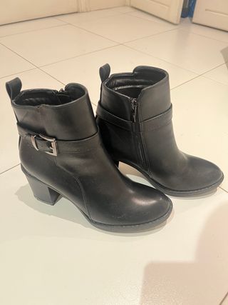 Botines negros tacón medio talla 37