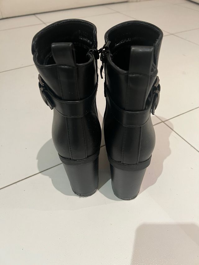 Botines negros tacón medio talla 37