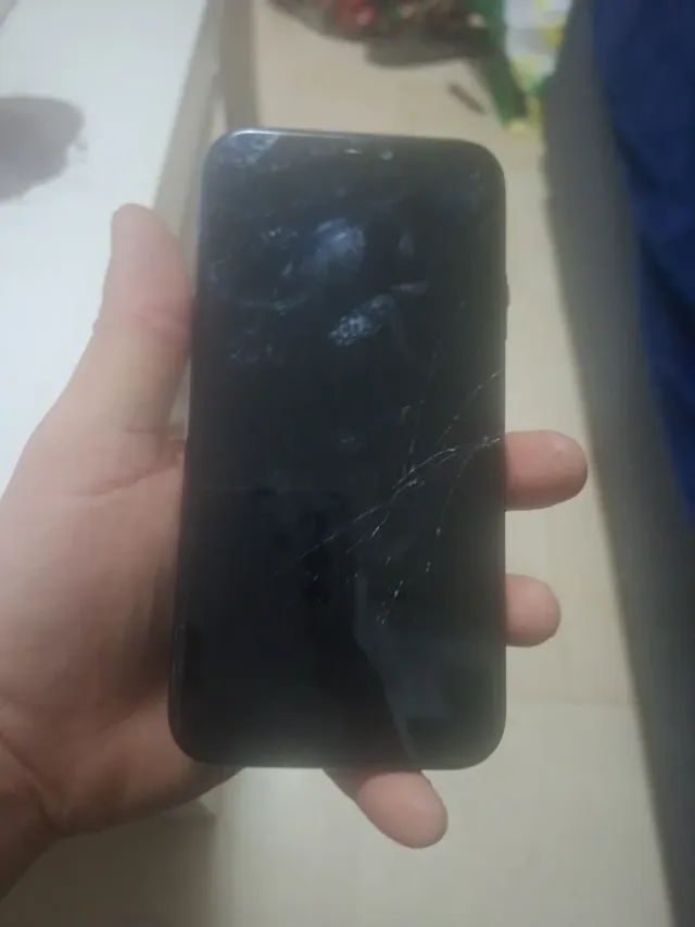 iPhone 11 Negro Original