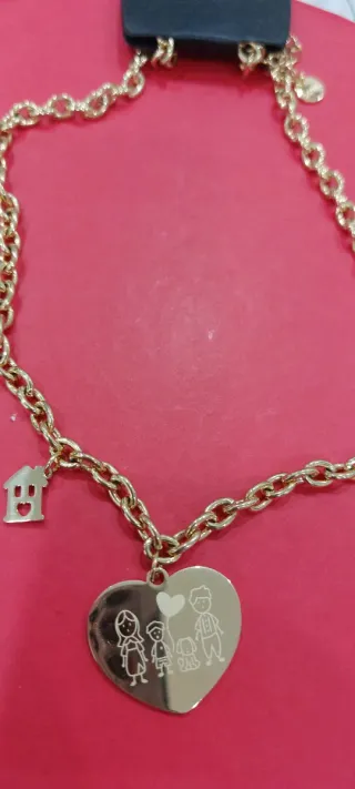 Collana donna con ciondolo famiglia e casa