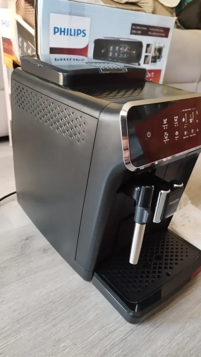 Cafetera superautomática Philips EP2220.