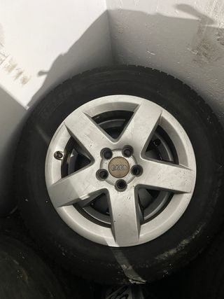 5 Llantas Audi A3 8L 15 pulgadas