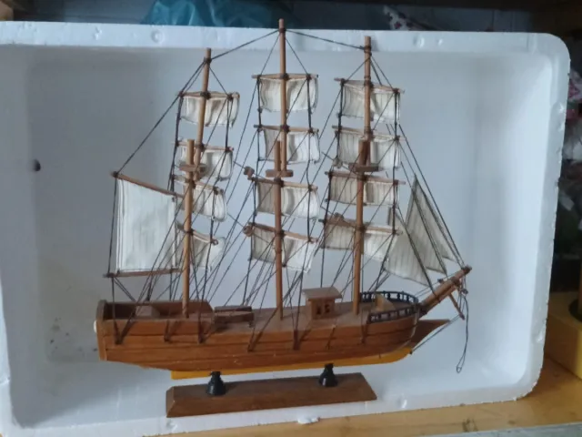 Modellino Veliero in Legno