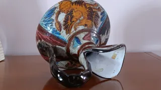 Anfora in ceramica firmata