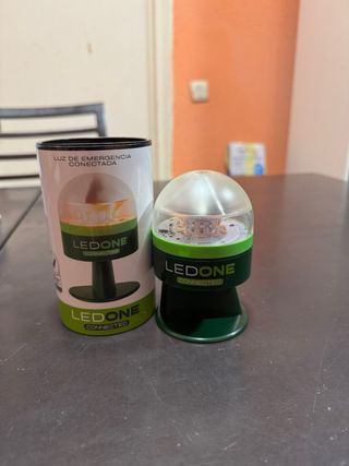 Luz de emergencia LEDONE conectada v16 Homologada