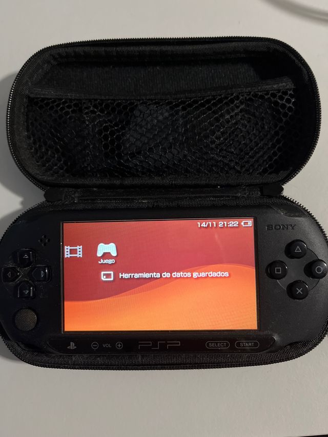 PSP Street Negra con funda