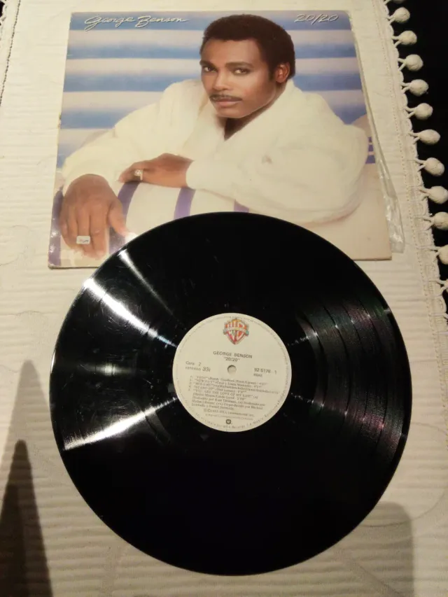 Vinilo George Benson 20/20