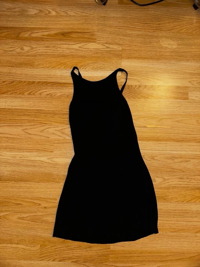 Cada prenda se vende por 5€