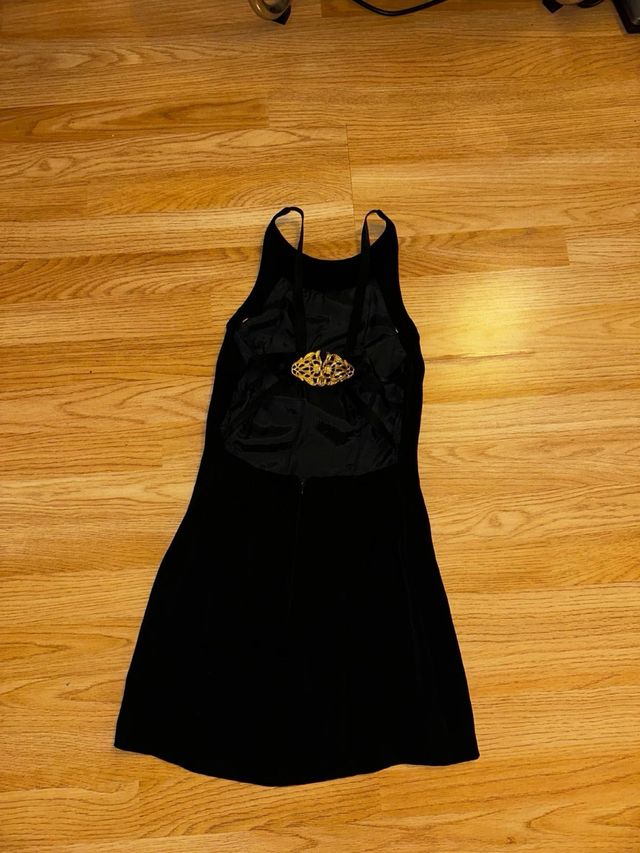 Cada prenda se vende por 5€