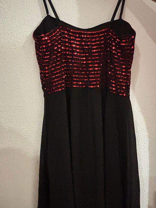 Vestido corto lentejuelas rojo y negro
