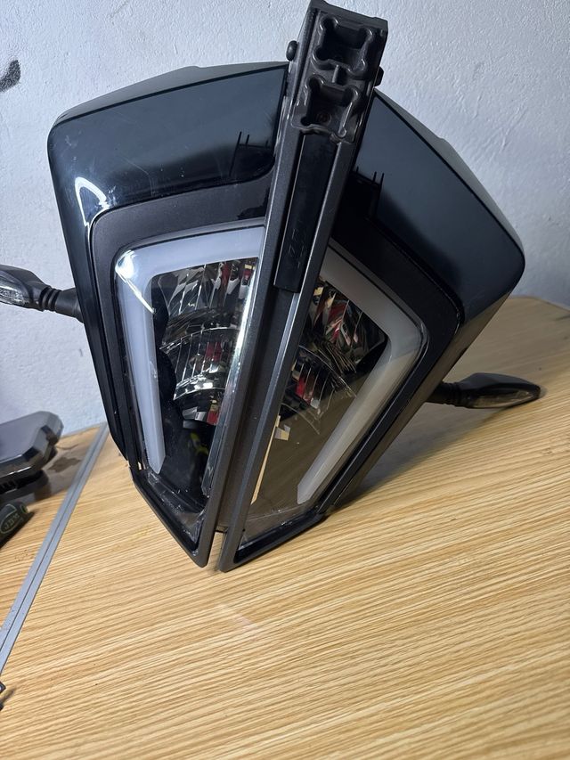 Faro completo ktm adventure 390