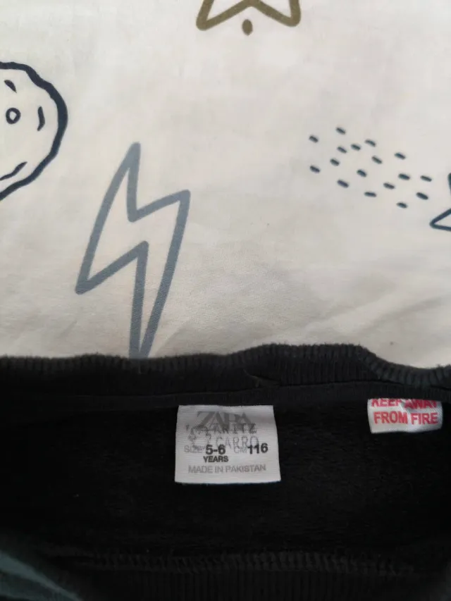 Sudadera negra Zara niño talla 116