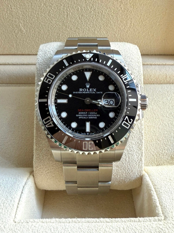 Reloj elegante de vestir absolutamente nuevo