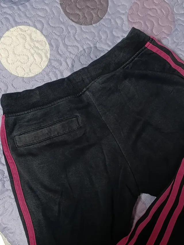 Pantalón chándal Adidas negro y rosa vintage y2k