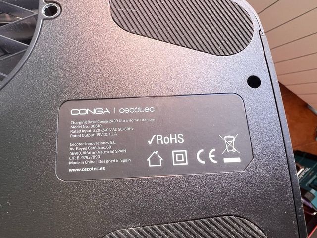 2499 Conga Ultra Home Base Autovaciado 2499.