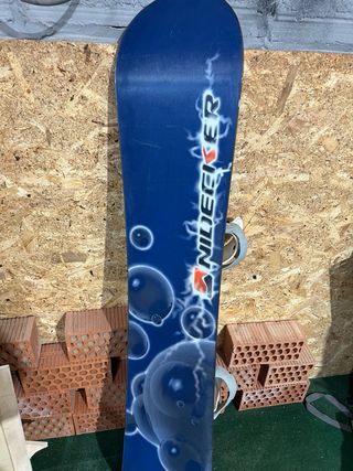 Tabla  y fijaciones Nidecker Chill 45