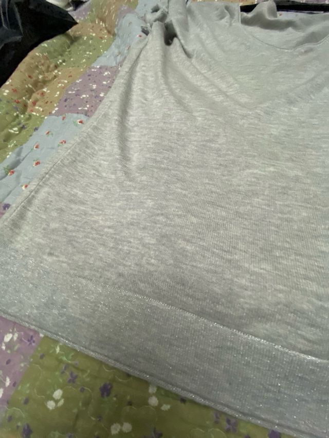 Jersey gris plata con brillos