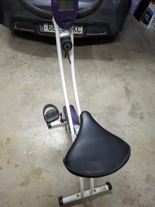 Bicicleta Estática Plegable Morada
