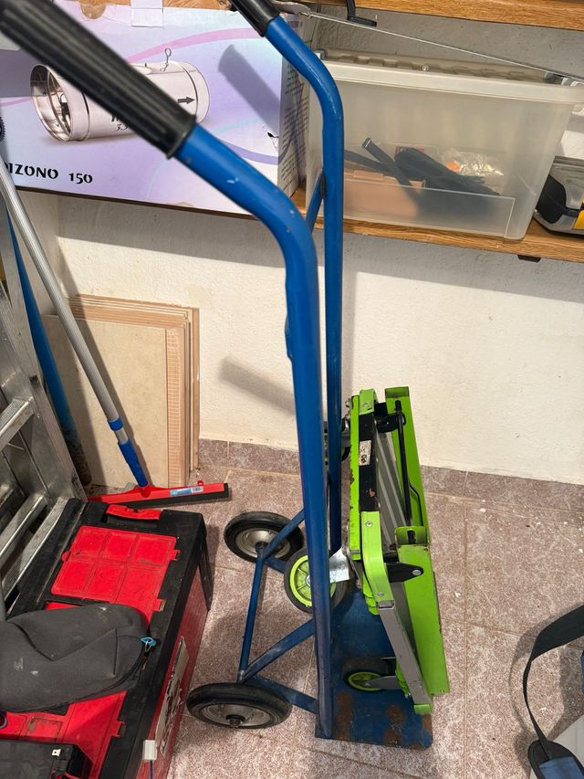 Carretilla y plataforma de carga