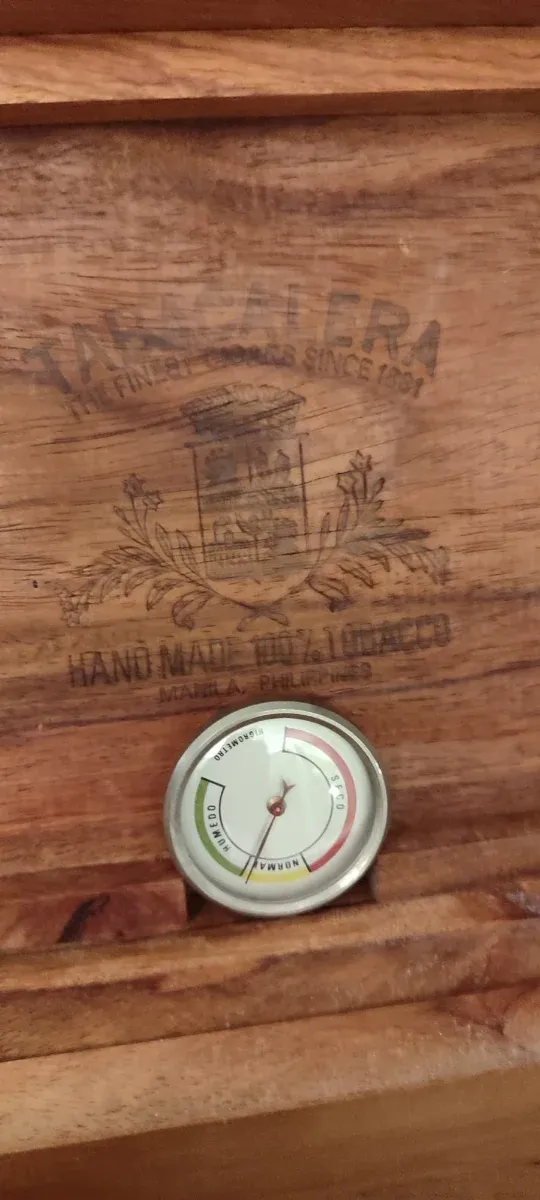 Humidifacor de puros de madera