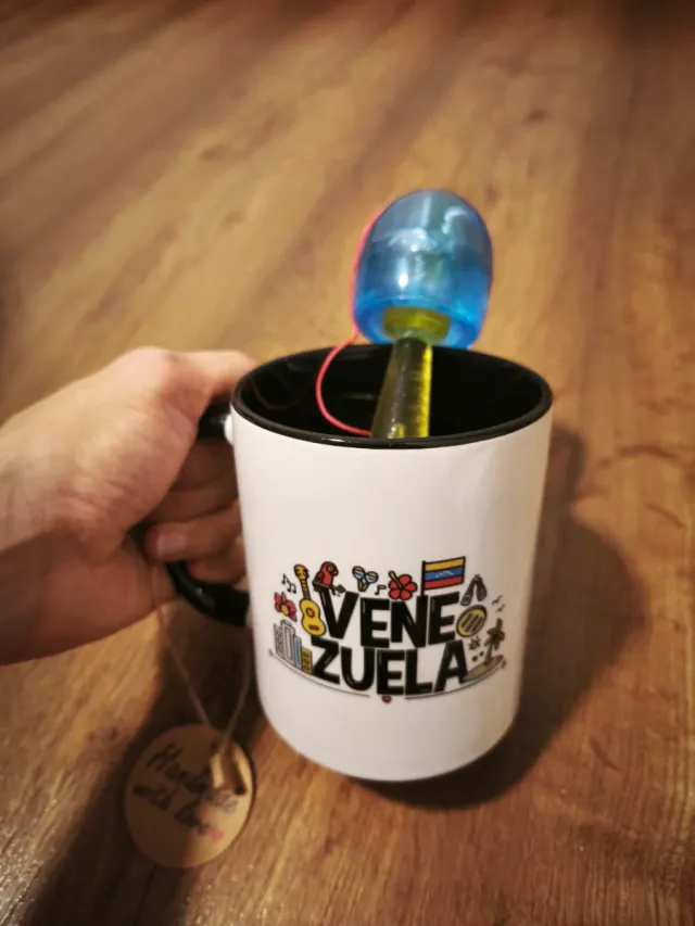 Taza Venezuela y Perinola