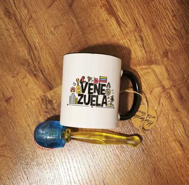 Taza Venezuela y Perinola