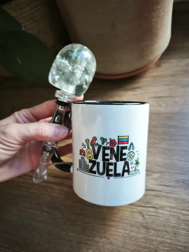 Taza Venezuela y Perinola