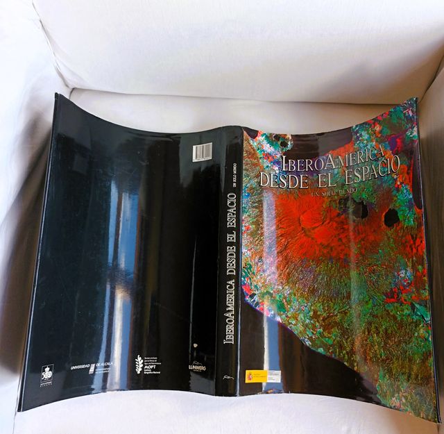 Iberoamerica Desde El Espacio (Spanish Edition)